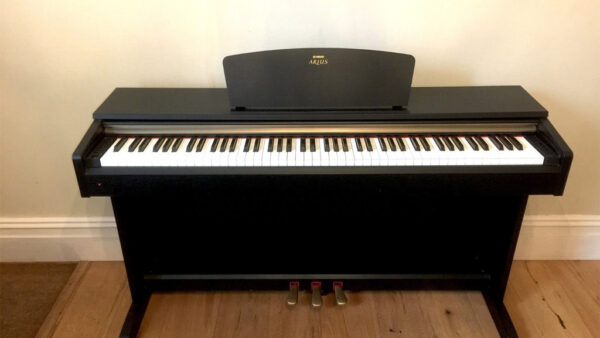 yamaha ydp 161 2
