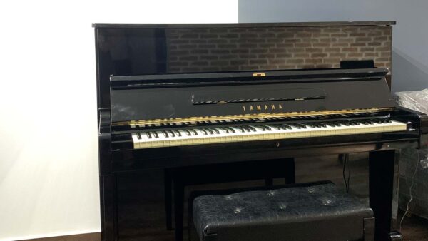 piano yamaha u1e hcm 1